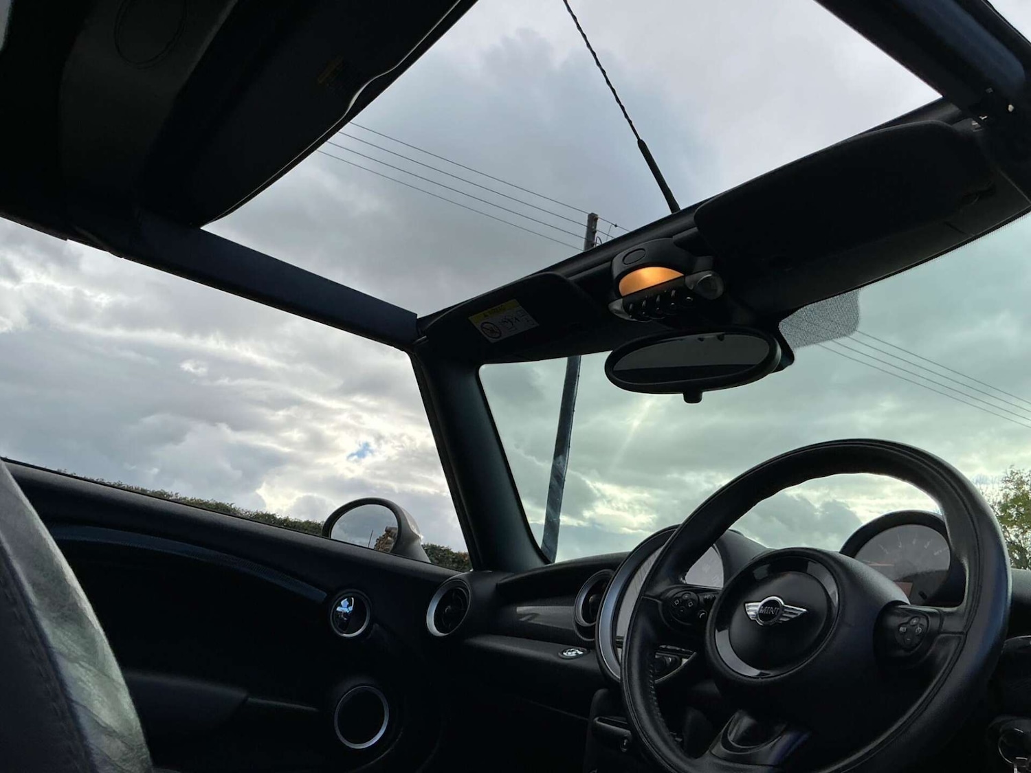 Used MINI Convertible 2015 for sale - 76858850: Photo 29