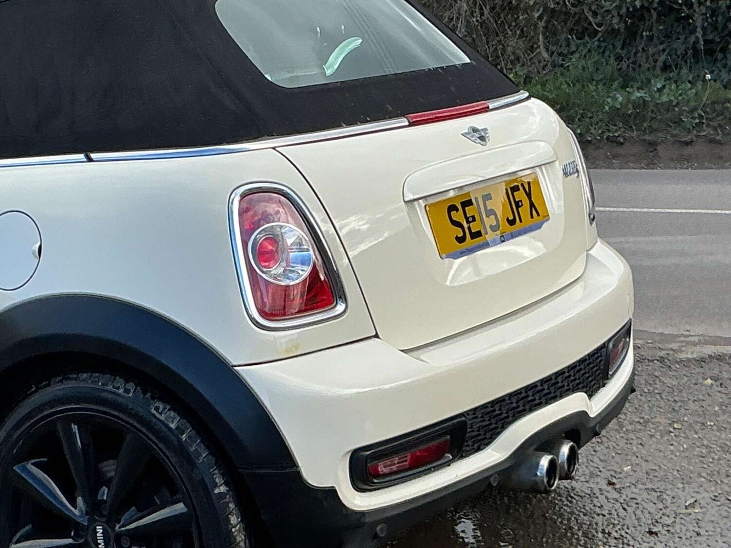 Used MINI Convertible 2015 for sale - 76858850: Photo 32