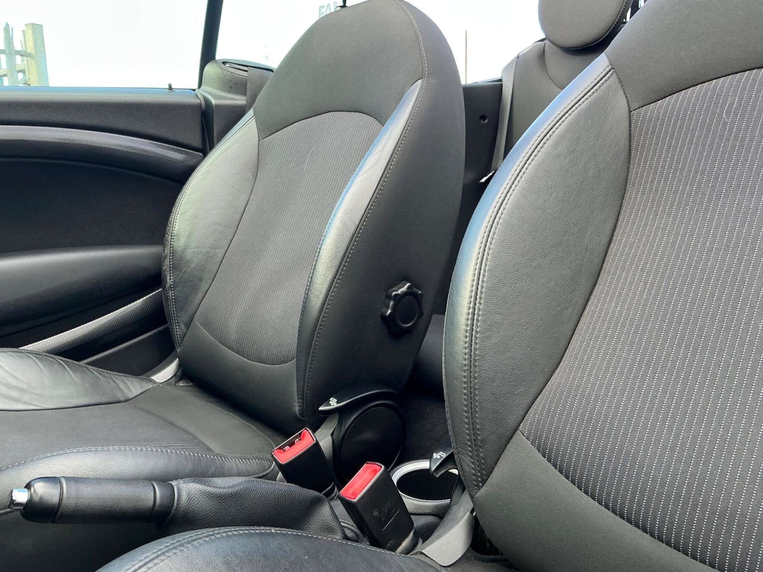 Used MINI Convertible 2015 for sale - 76858850: Photo 46