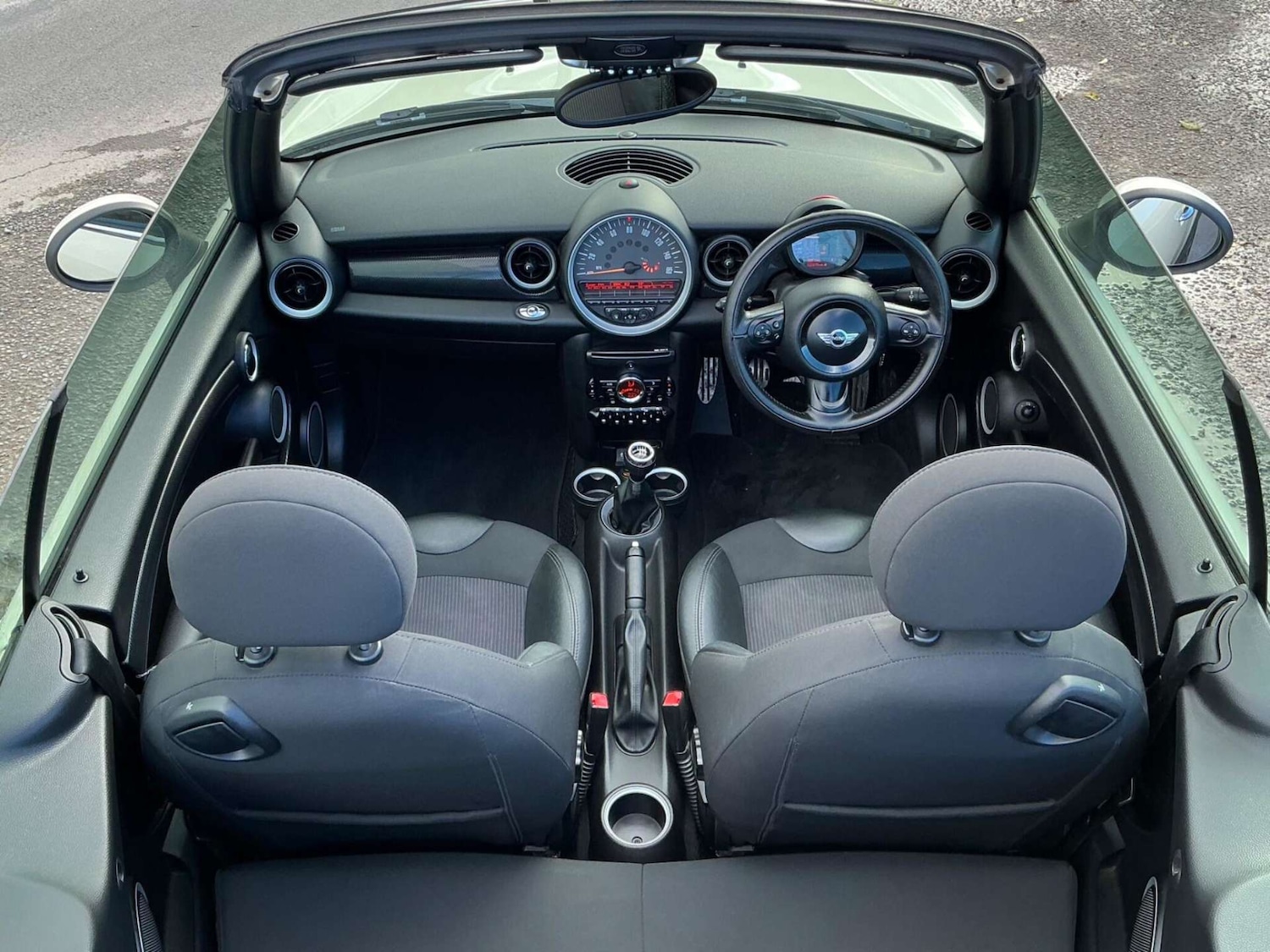 Used MINI Convertible 2015 for sale - 76858850: Photo 9