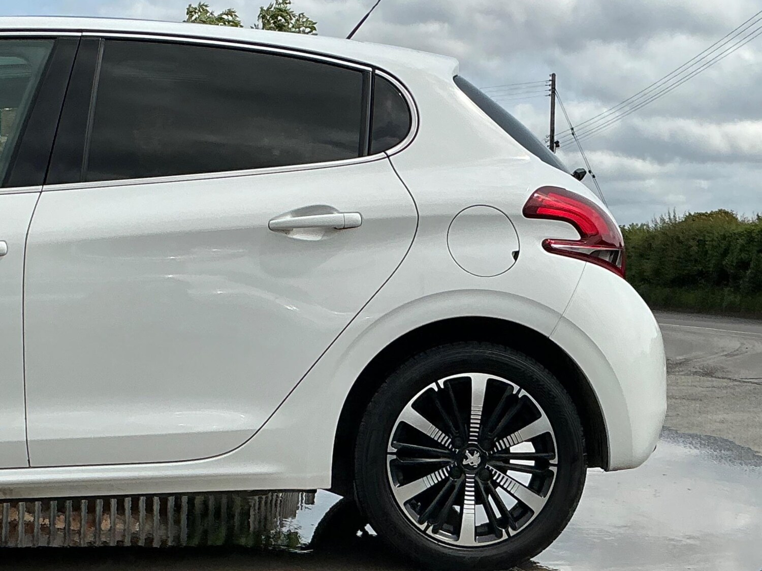 Used Peugeot 208 2018 for sale - 76189738: Photo 25