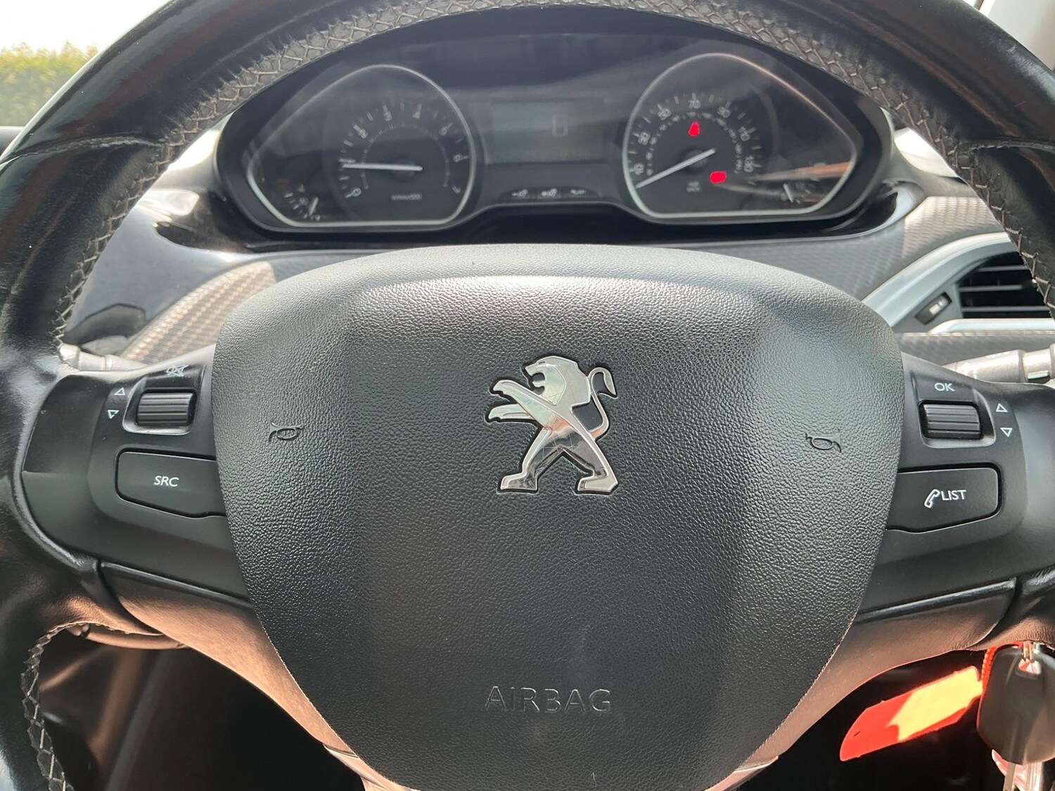 Used Peugeot 208 2018 for sale - 76189738: Photo 37