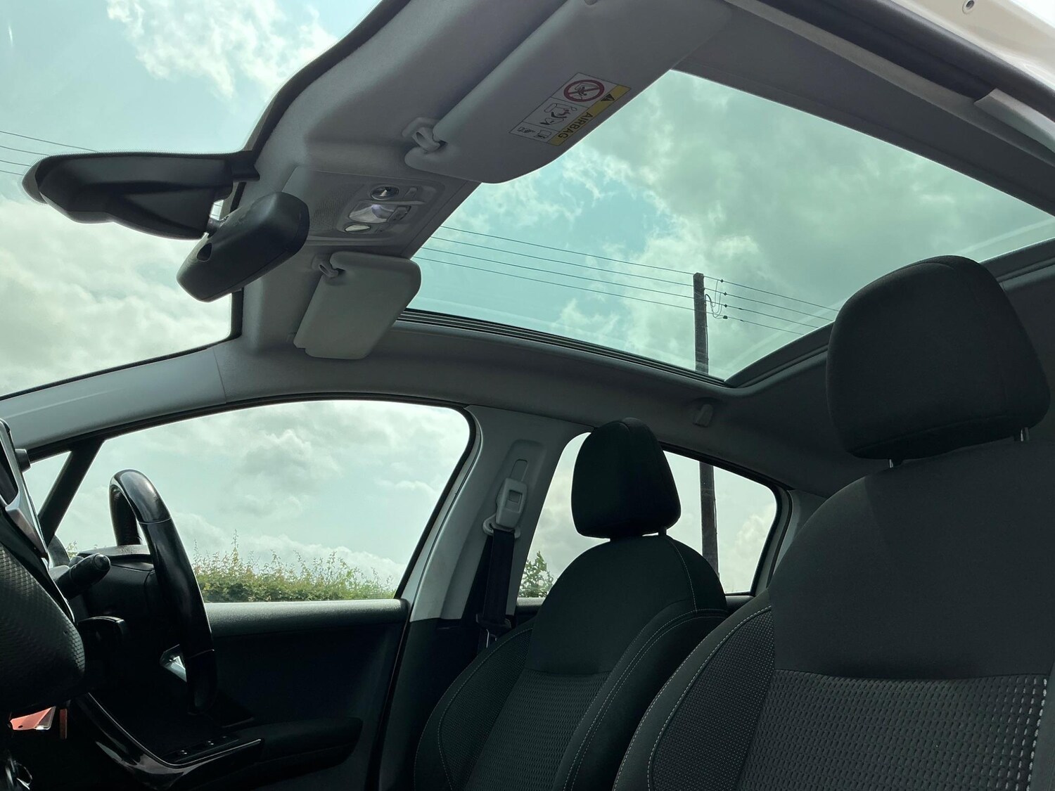 Used Peugeot 208 2018 for sale - 76189738: Photo 7