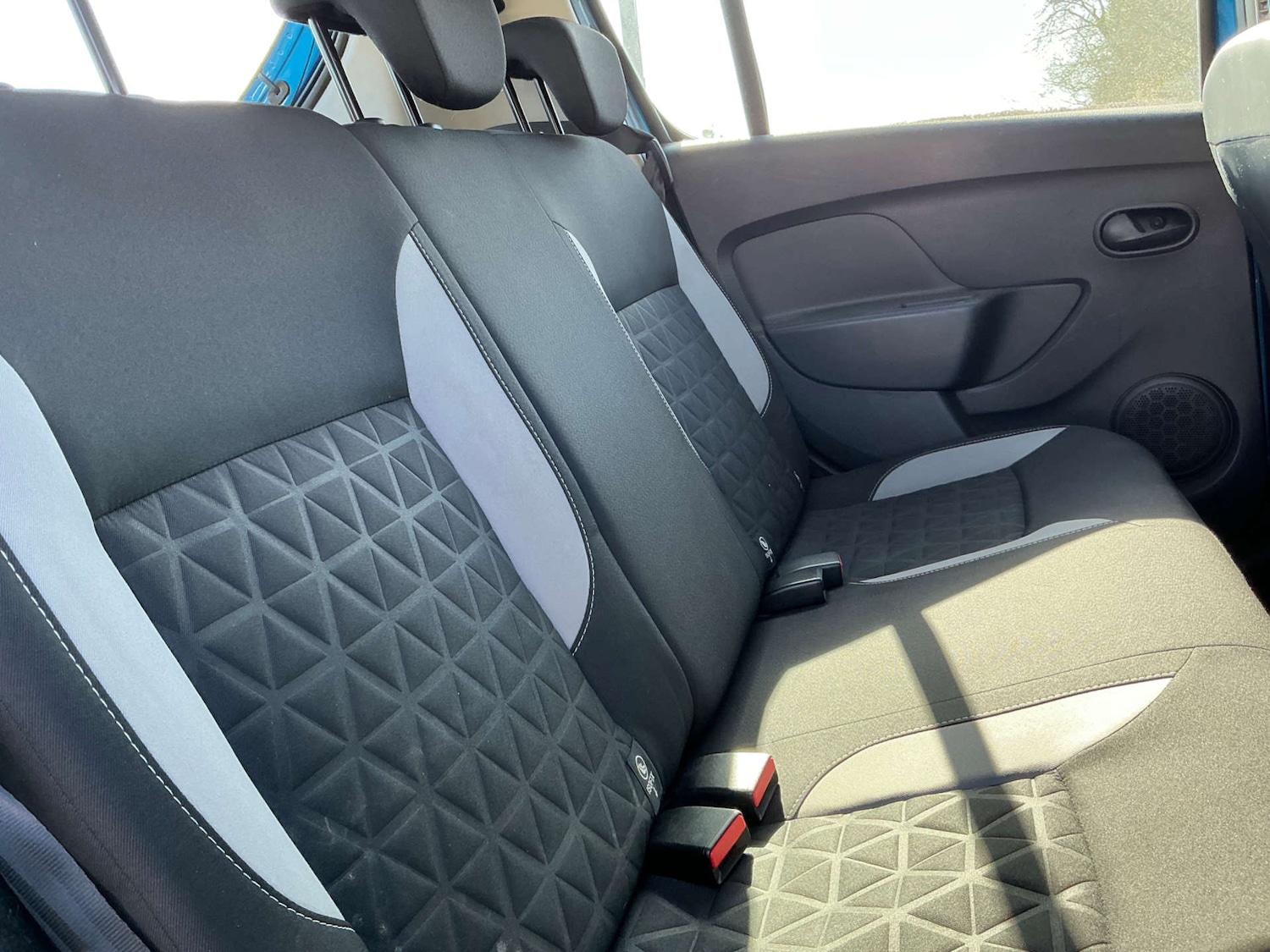 Used Dacia Sandero Stepway 2014 for sale - 77931921: Photo 17