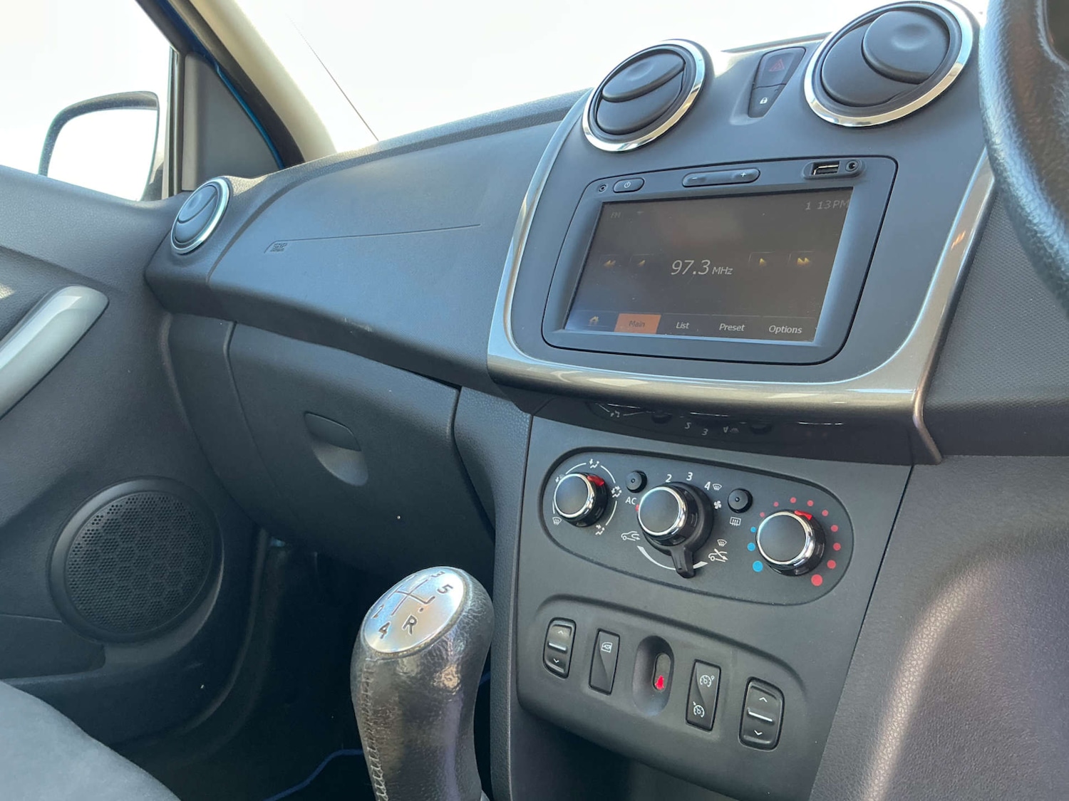 Used Dacia Sandero Stepway 2014 for sale - 77931921: Photo 35