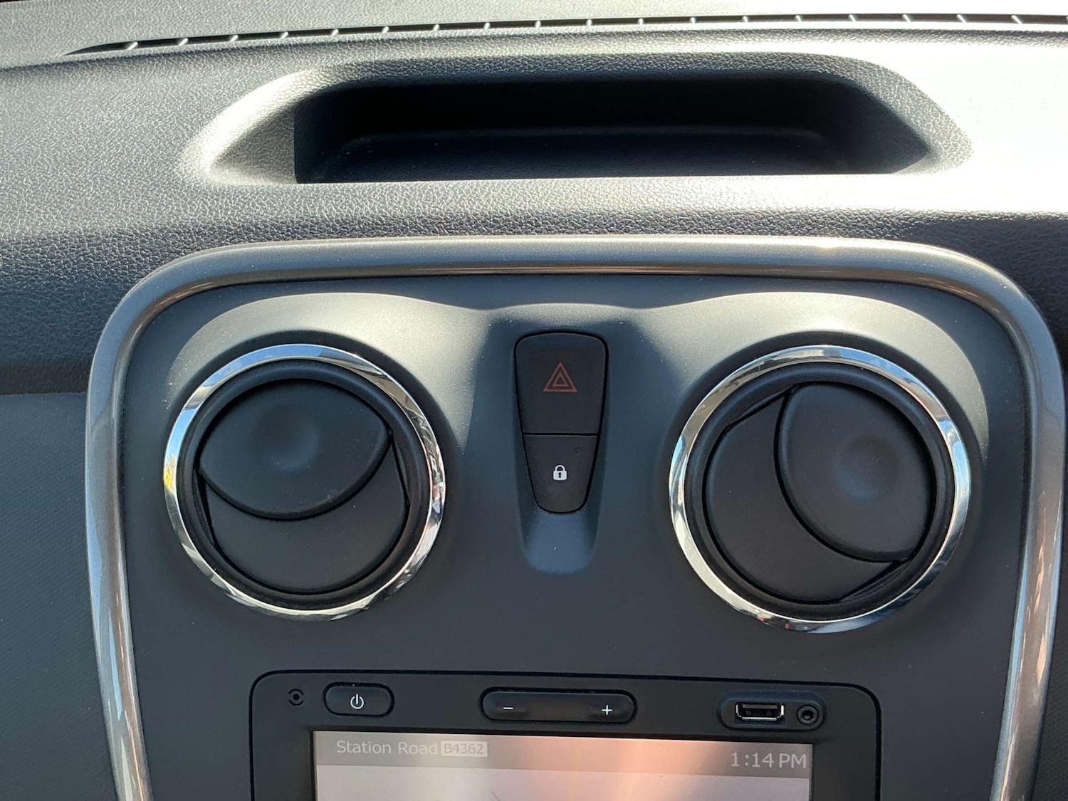 Used Dacia Sandero Stepway 2014 for sale - 77931921: Photo 52