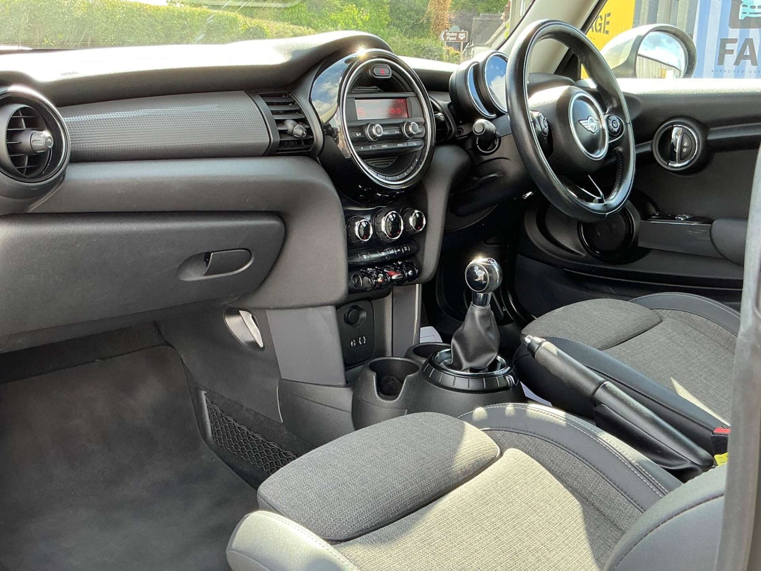 Used MINI Hatch 2016 for sale - 76858865: Photo 5