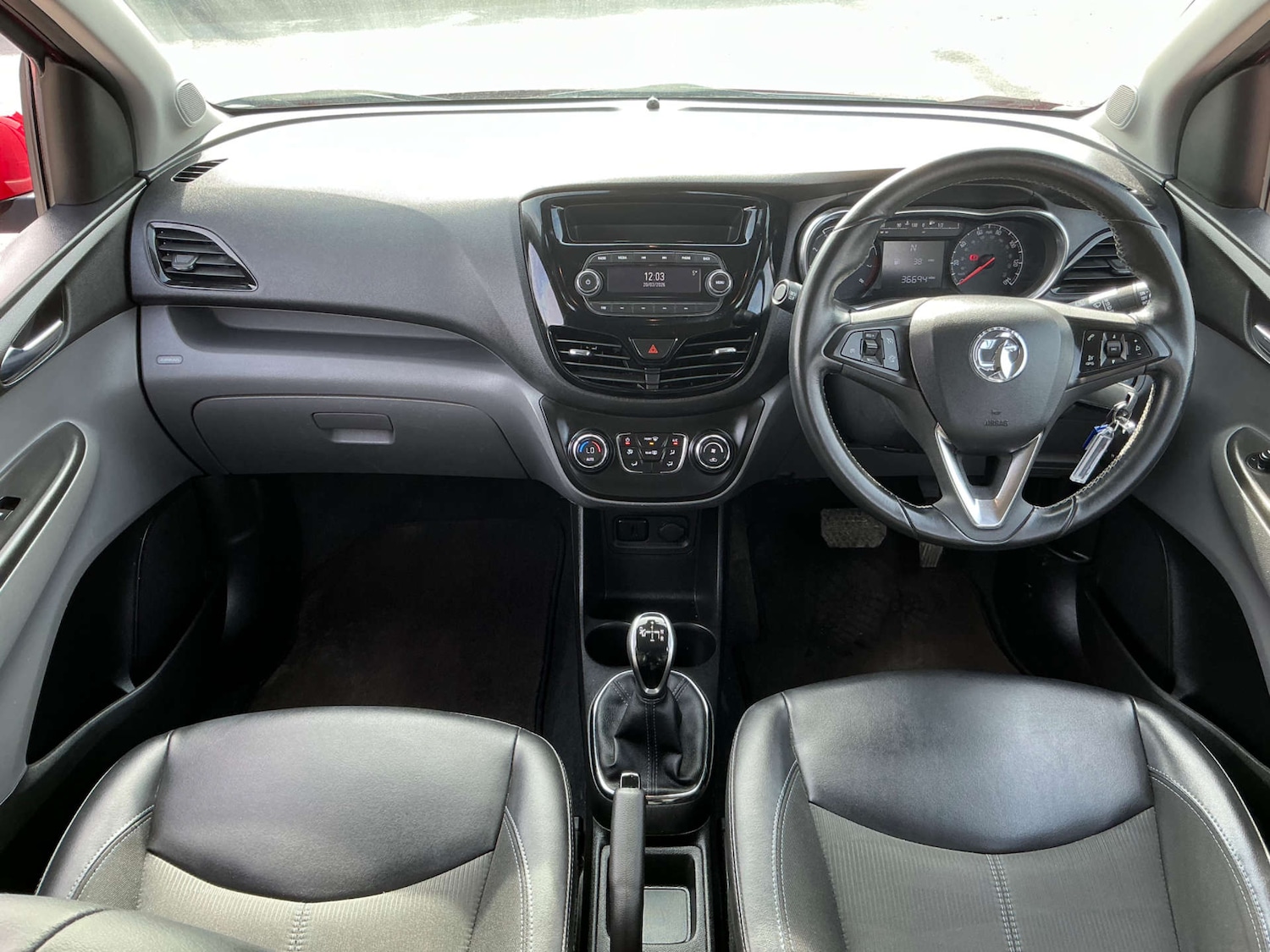 Used Vauxhall Viva 2016 for sale - 77964826: Photo 4