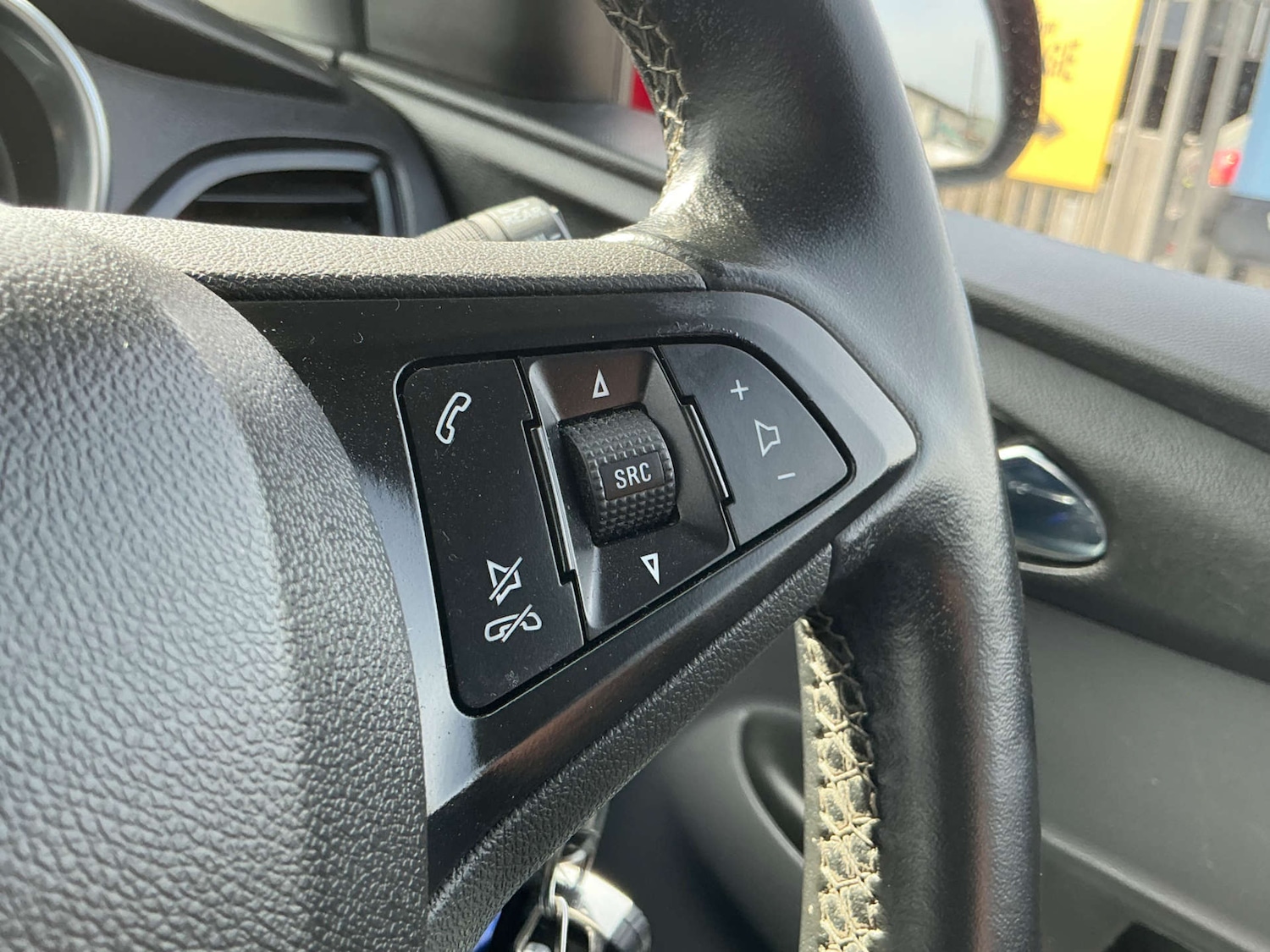 Used Vauxhall Viva 2016 for sale - 77964826: Photo 47