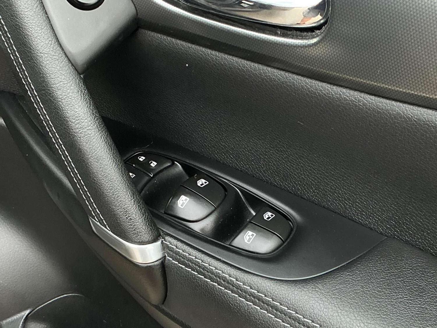 Used Nissan Qashqai 2018 for sale - 76858861: Photo 31