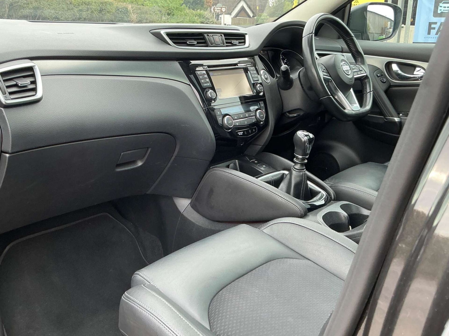 Used Nissan Qashqai 2018 for sale - 76858861: Photo 39