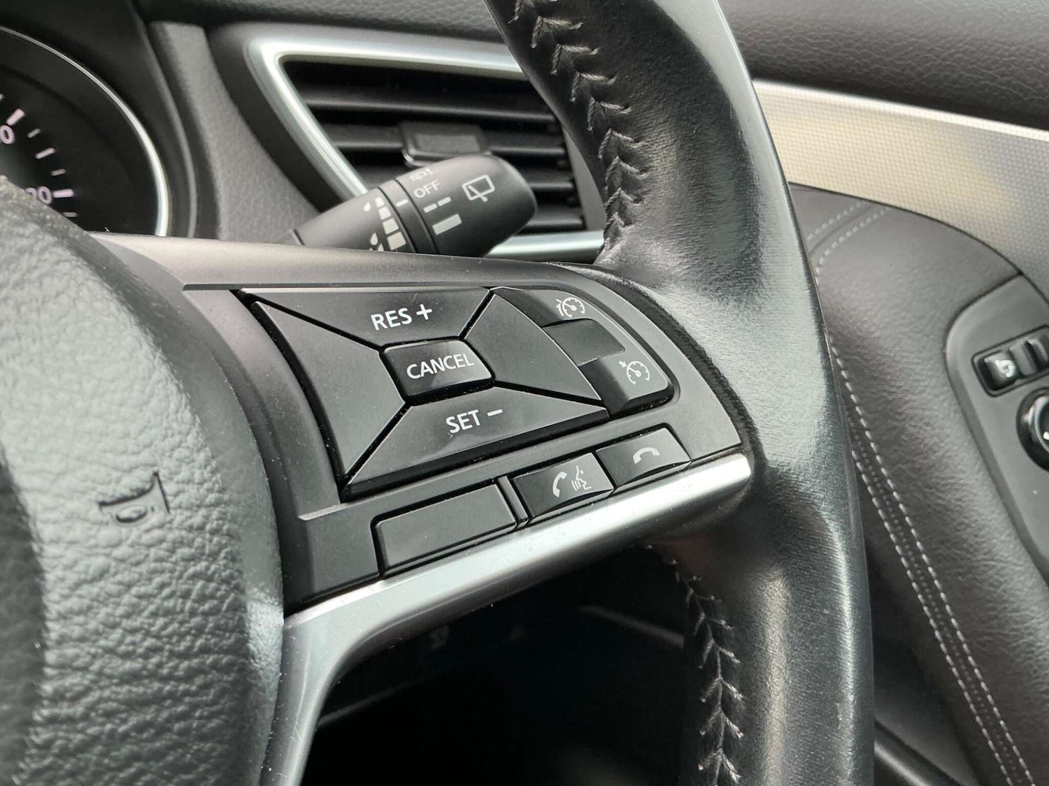 Used Nissan Qashqai 2018 for sale - 76858861: Photo 40