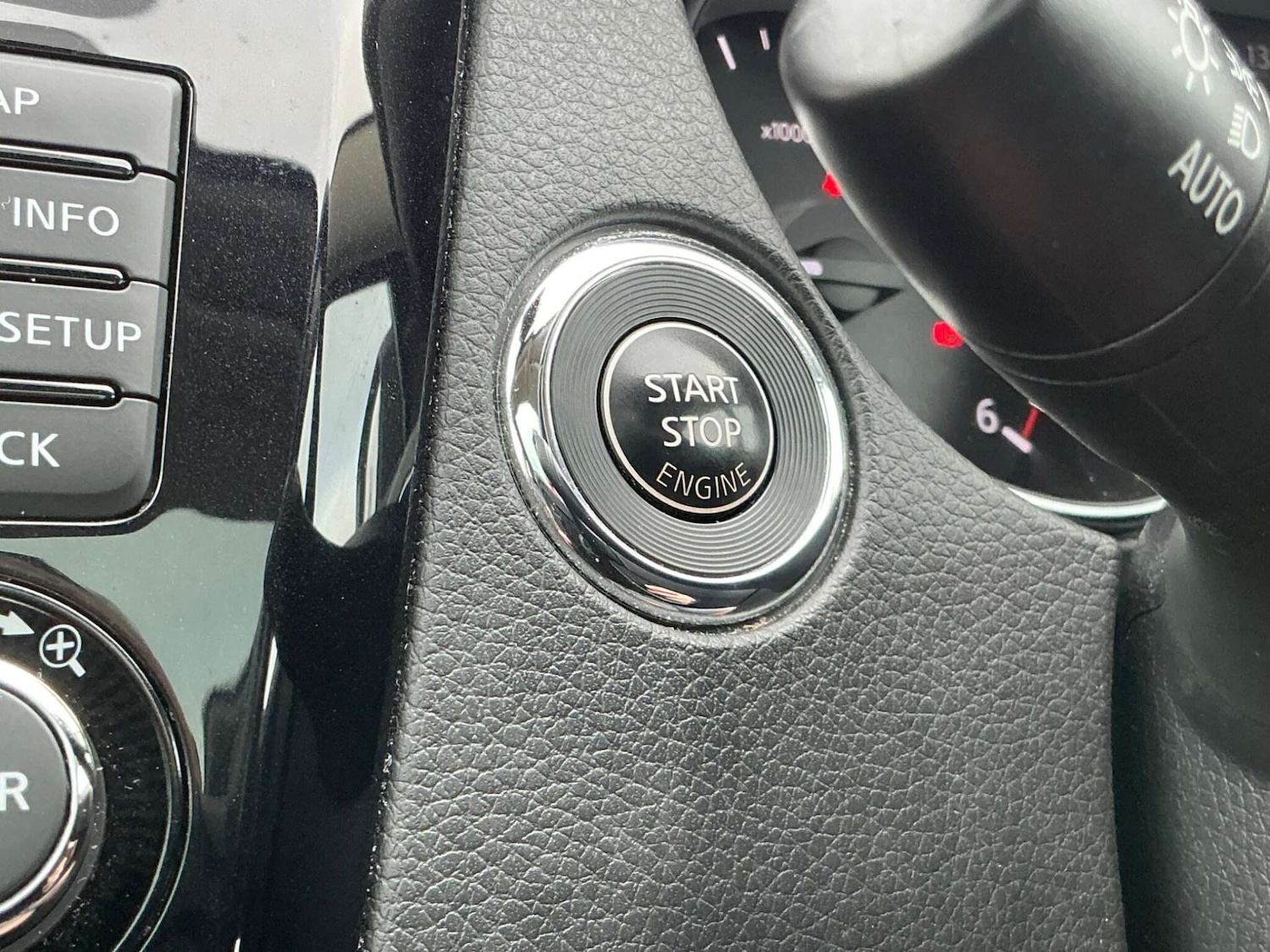 Used Nissan Qashqai 2018 for sale - 76858861: Photo 45