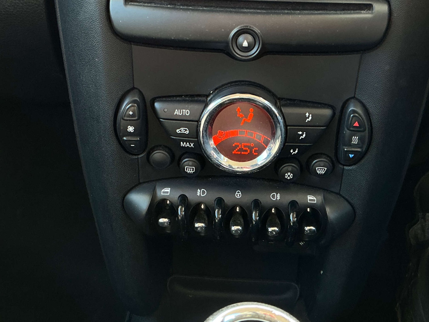 Used MINI Hatch 2011 for sale - 77845653: Photo 41