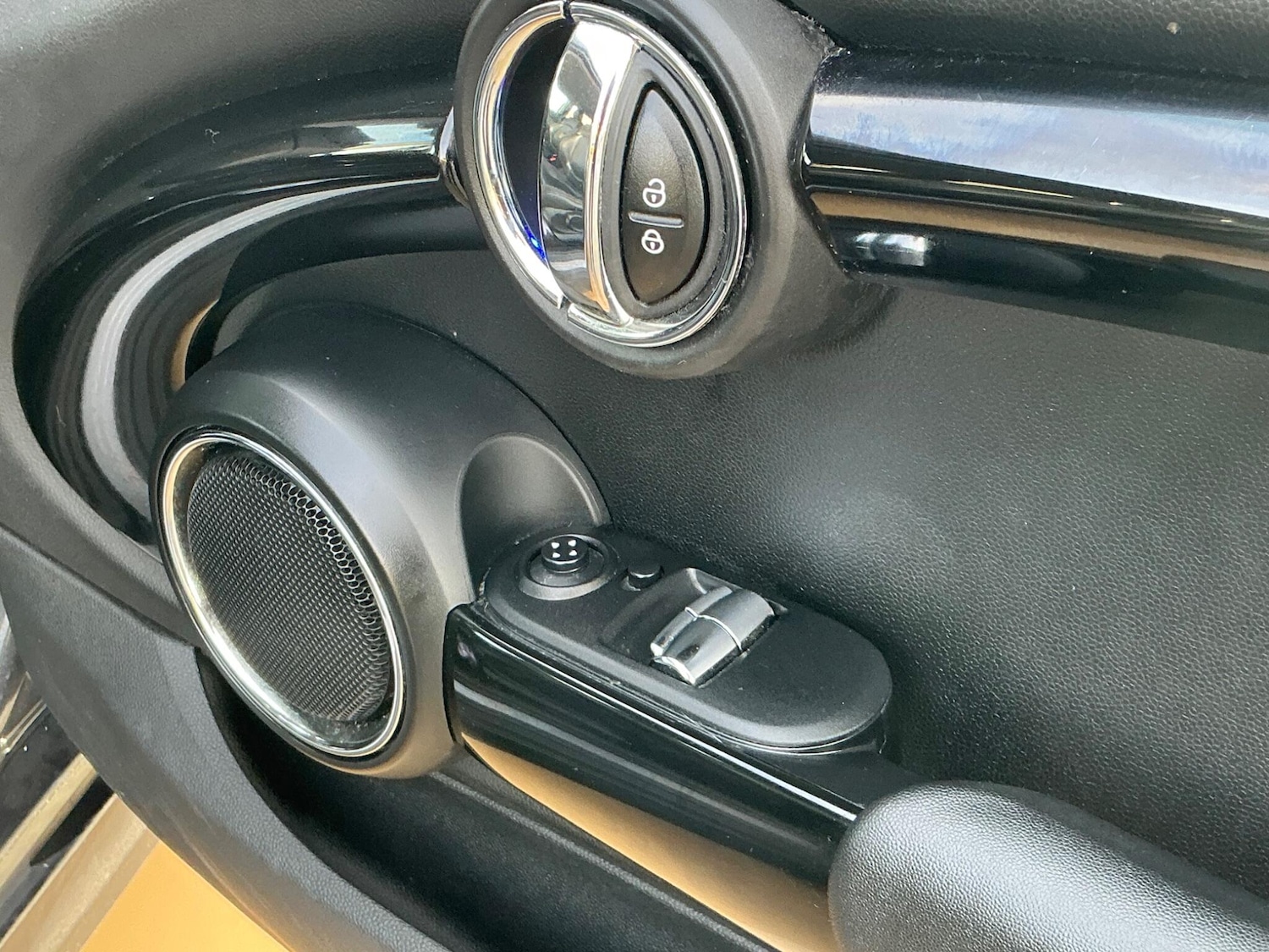 Used MINI Hatch 2014 for sale - 76408408: Photo 28