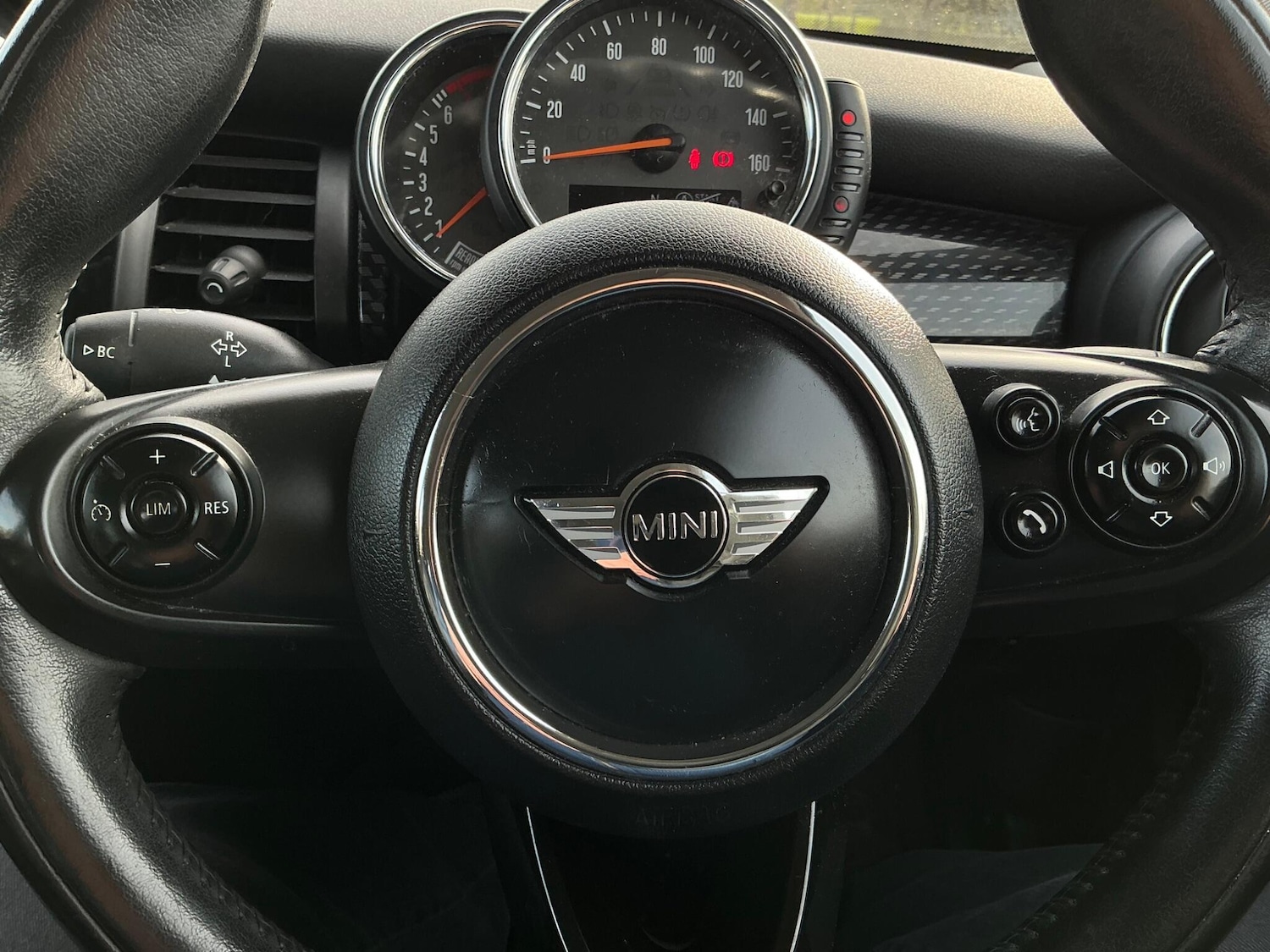 Used MINI Hatch 2014 for sale - 76408408: Photo 42