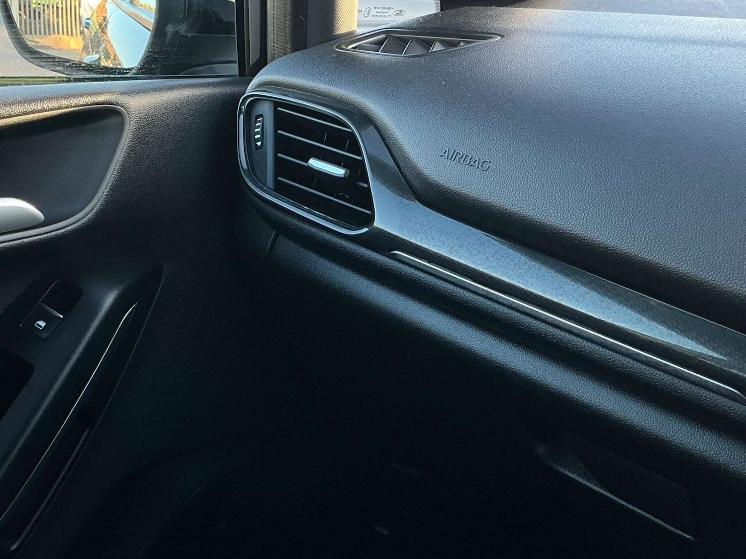 Used Ford Fiesta 2018 for sale - 76858854: Photo 45