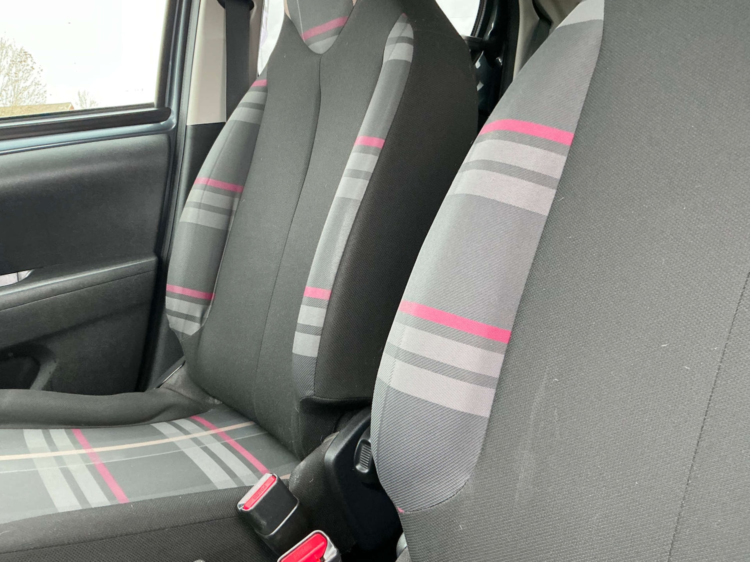 Used Peugeot 108 2015 for sale - 77349808: Photo 35