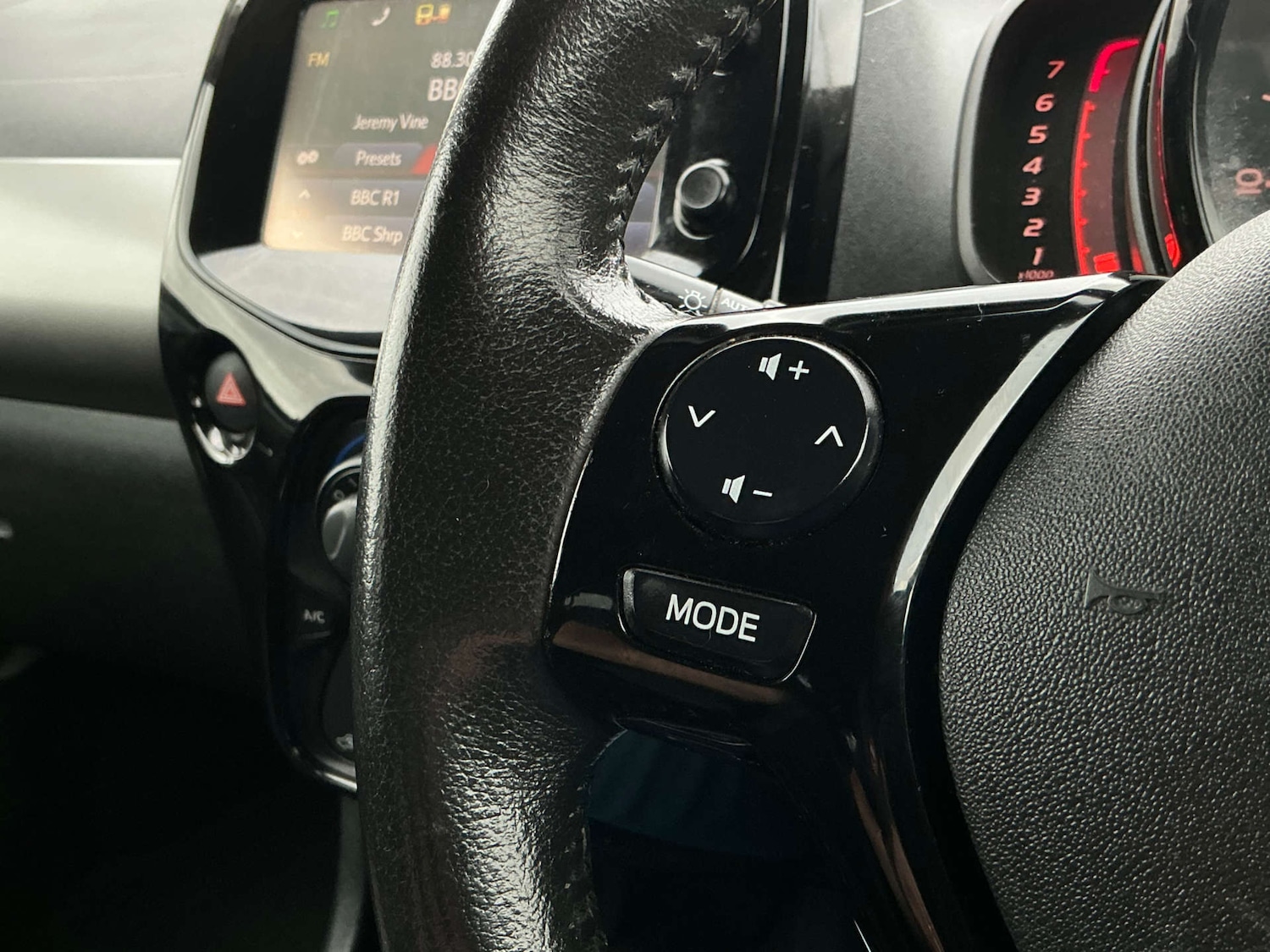 Used Peugeot 108 2015 for sale - 77349808: Photo 38