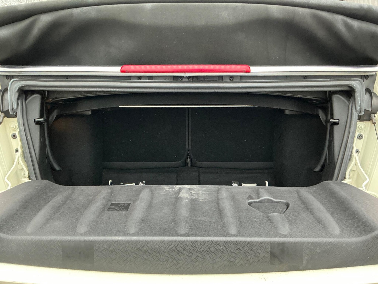 Used MINI Convertible 2013 for sale - 76513395: Photo 18