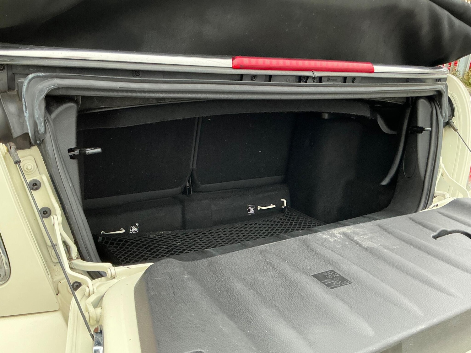 Used MINI Convertible 2013 for sale - 76513395: Photo 20