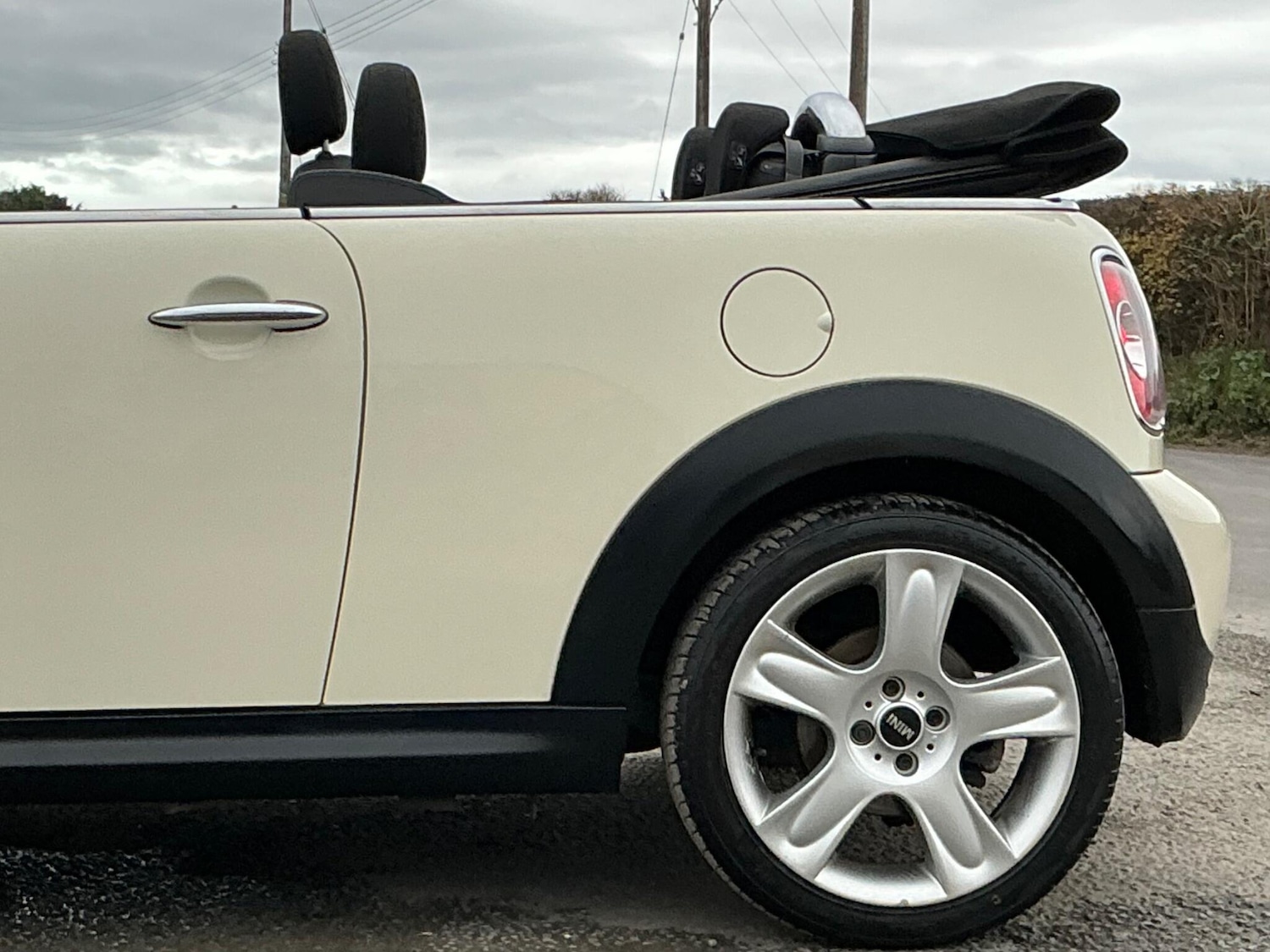 Used MINI Convertible 2013 for sale - 76513395: Photo 26