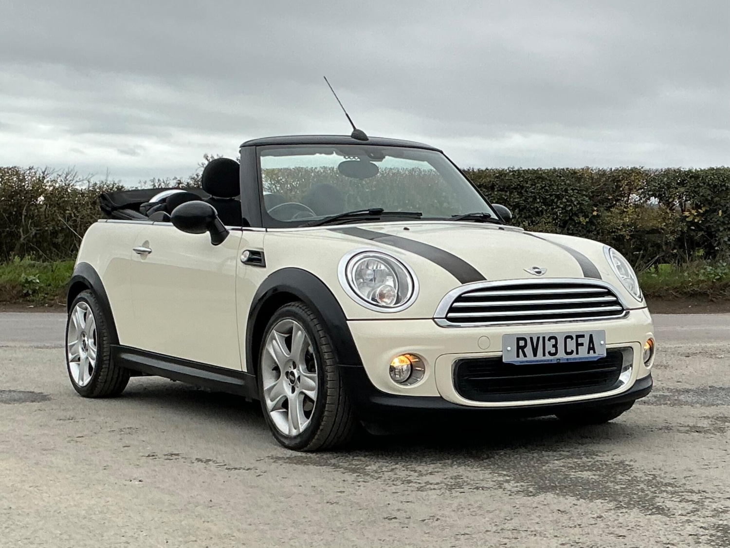 Used MINI Convertible 2013 for sale - 76513395: Photo 37