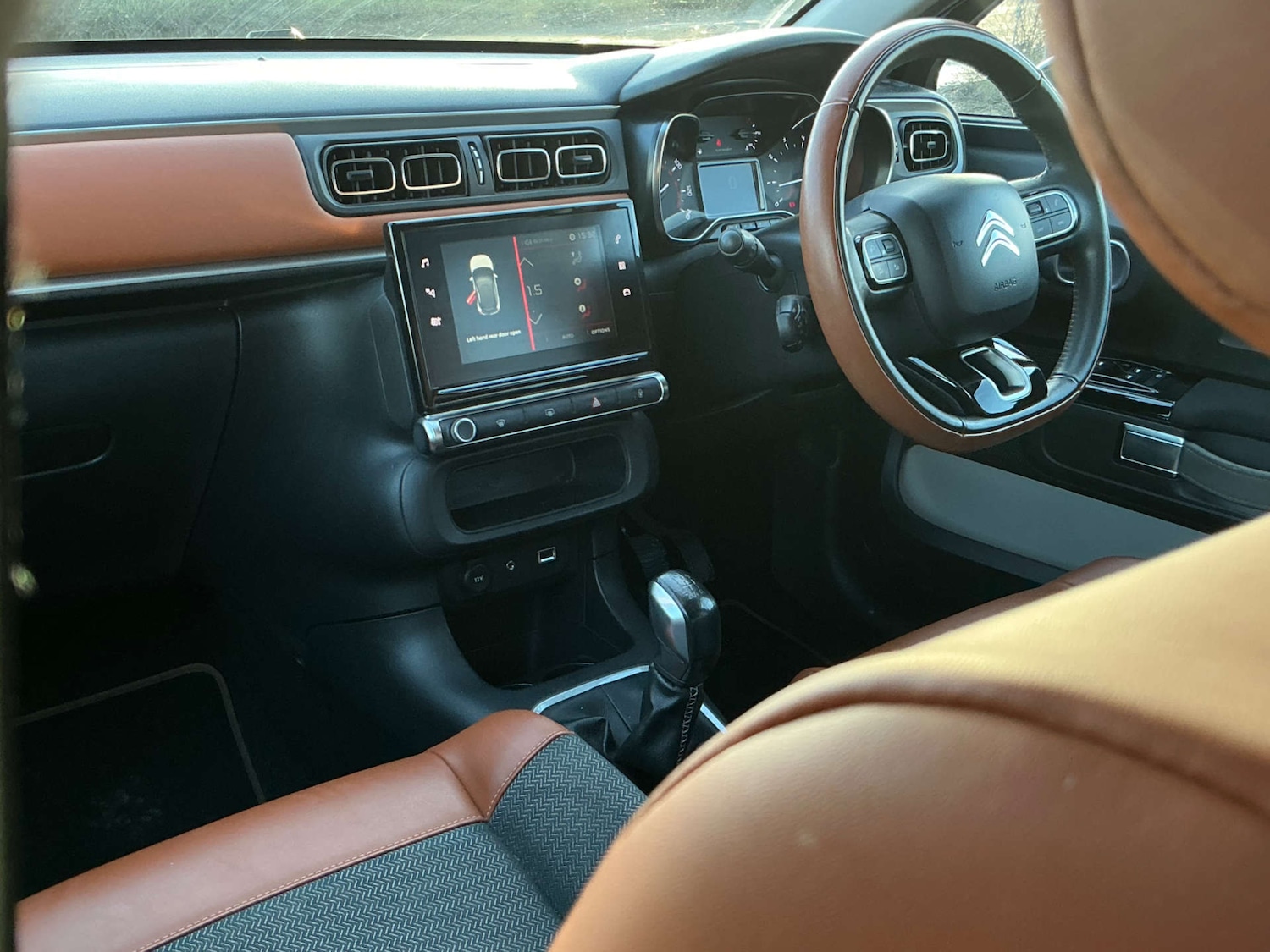 Used Citroen C3 2017 for sale - 77437704: Photo 28