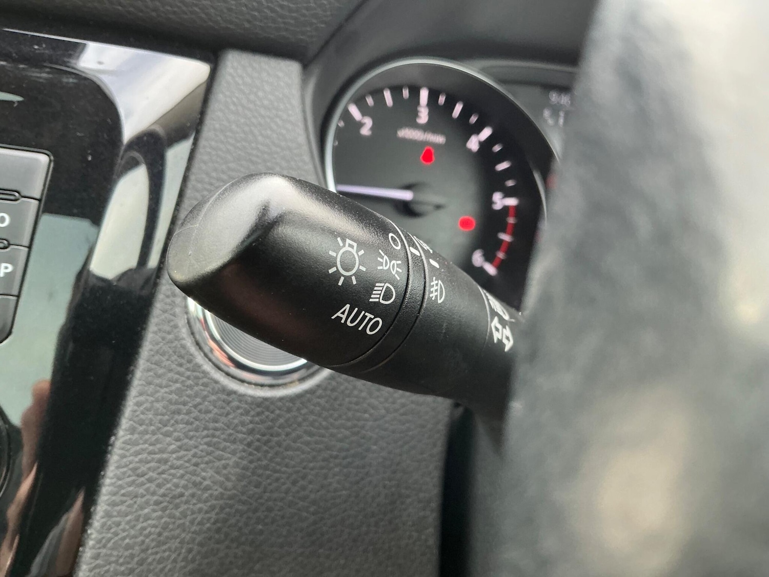 Used Nissan Qashqai 2018 for sale - 76200982: Photo 50