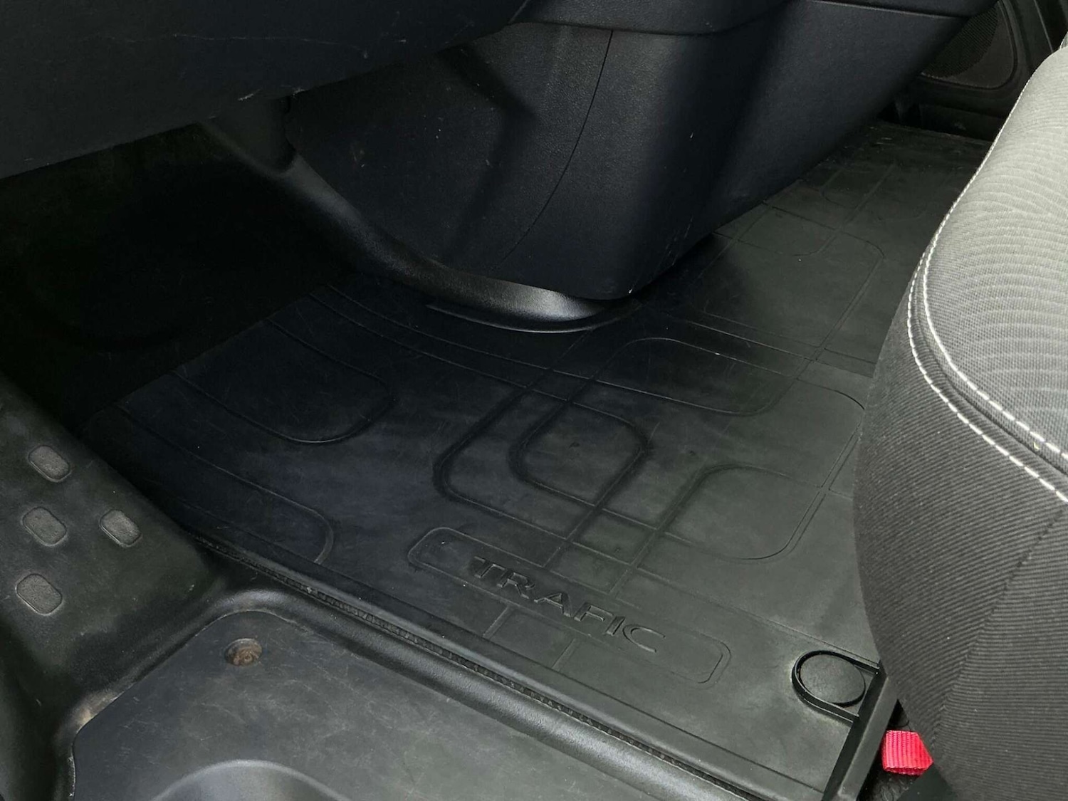 Used Renault Trafic 2021 for sale - 76858835: Photo 42