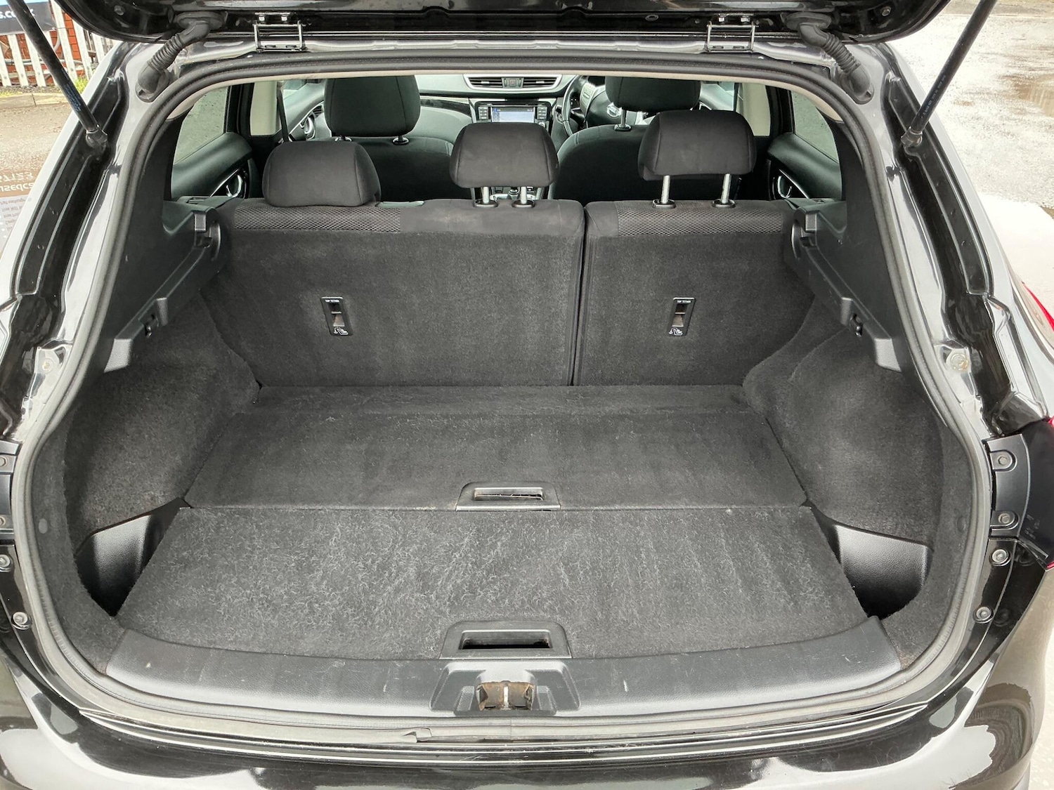 Used Nissan Qashqai 2015 for sale - 76592030: Photo 21