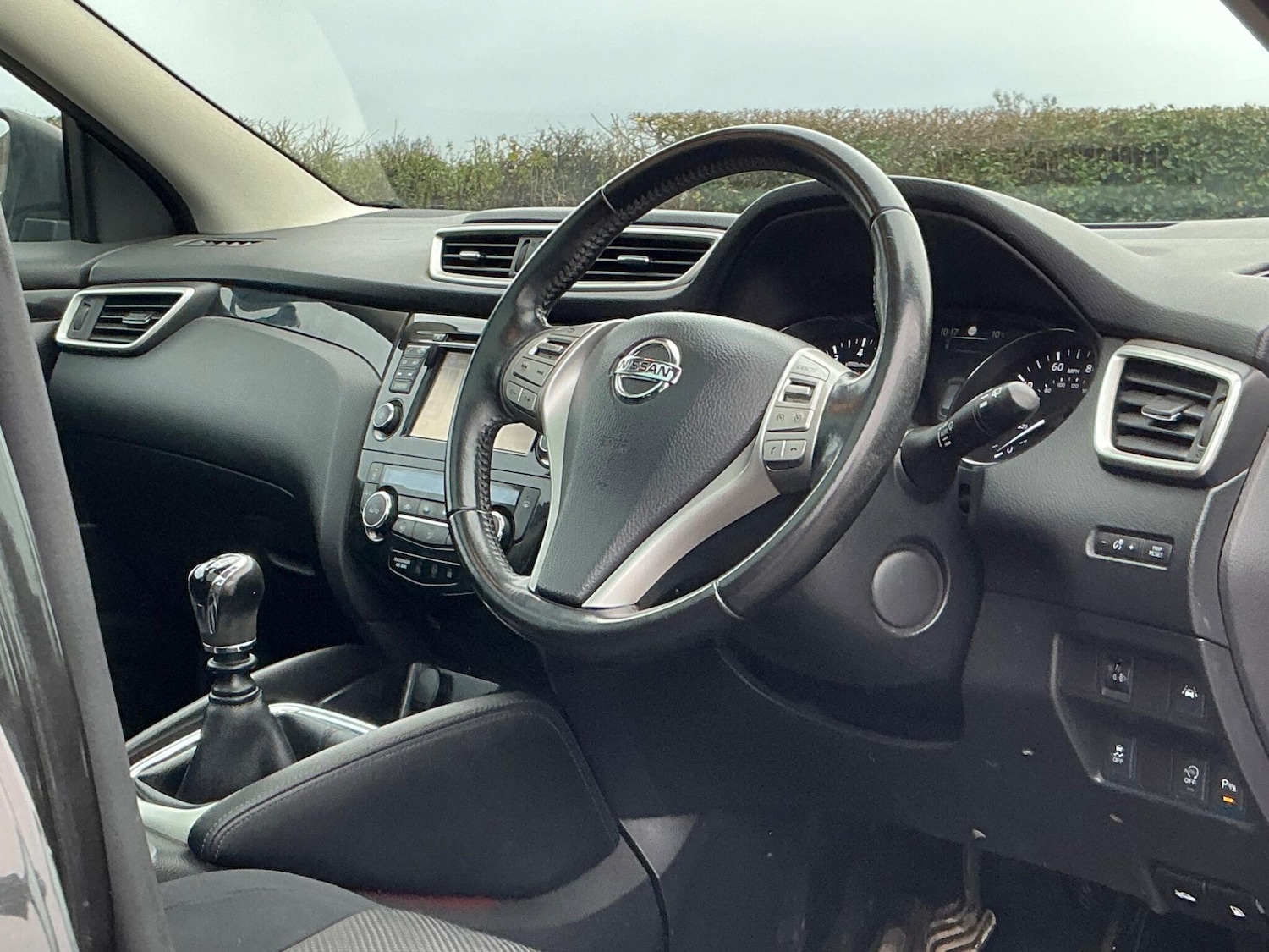 Used Nissan Qashqai 2015 for sale - 76592030: Photo 33