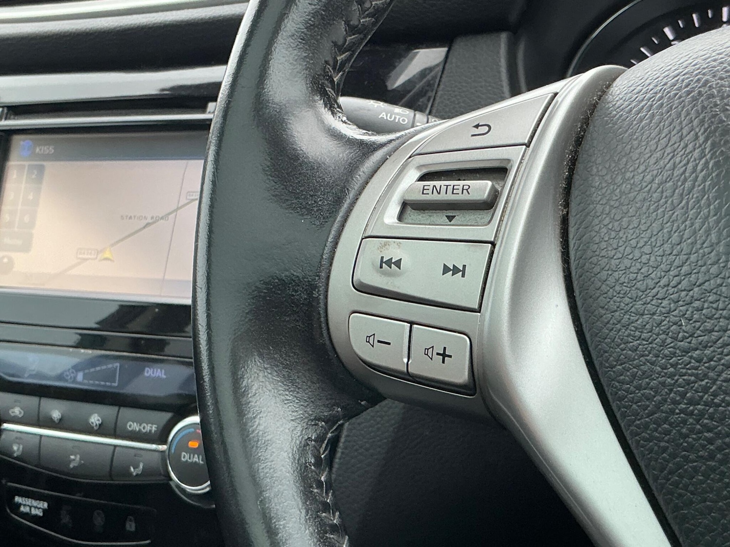 Used Nissan Qashqai 2015 for sale - 76592030: Photo 43