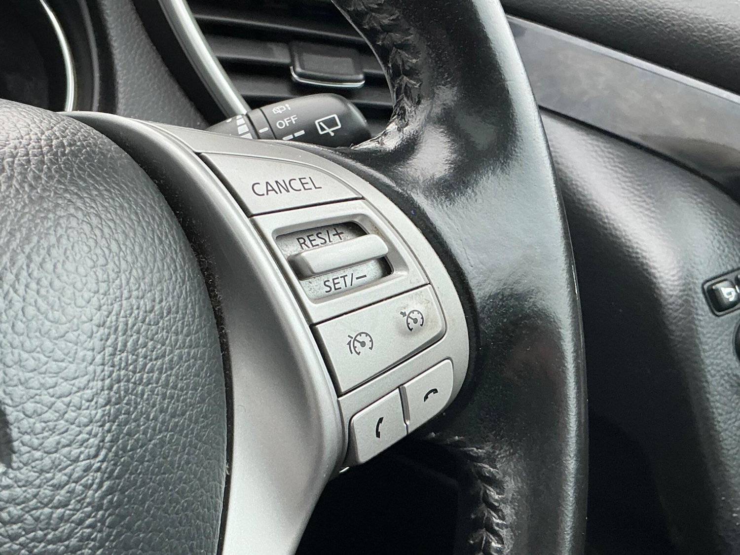 Used Nissan Qashqai 2015 for sale - 76592030: Photo 50