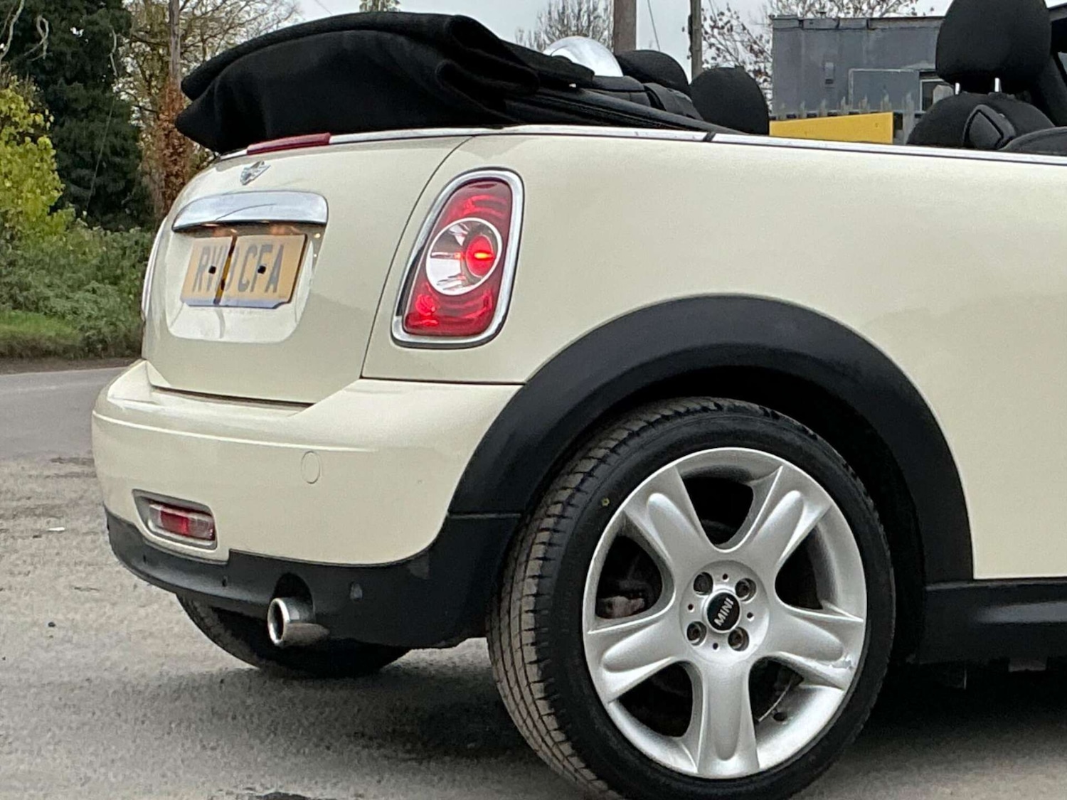 Used MINI Convertible 2013 for sale - 76858849: Photo 14