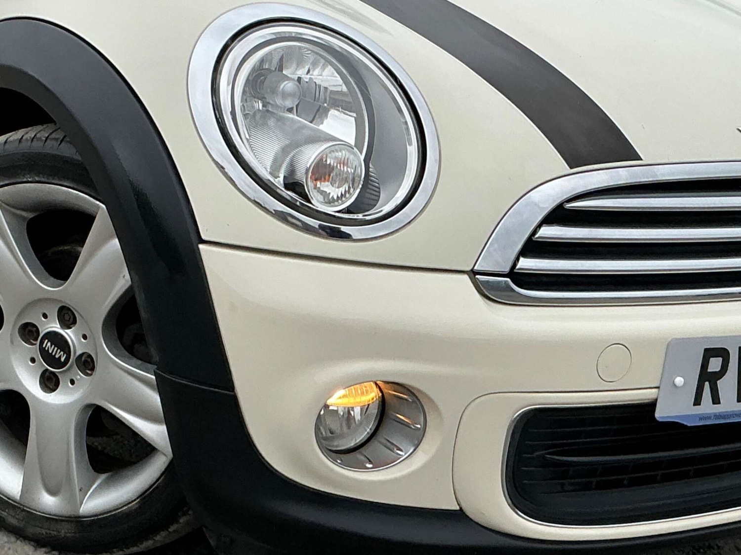 Used MINI Convertible 2013 for sale - 76858849: Photo 16