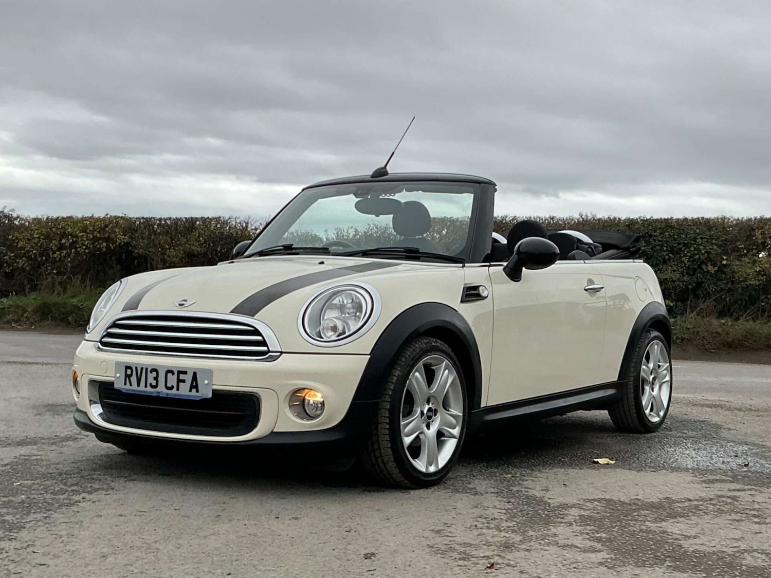 Used MINI Convertible 2013 for sale - 76858849: Photo 19