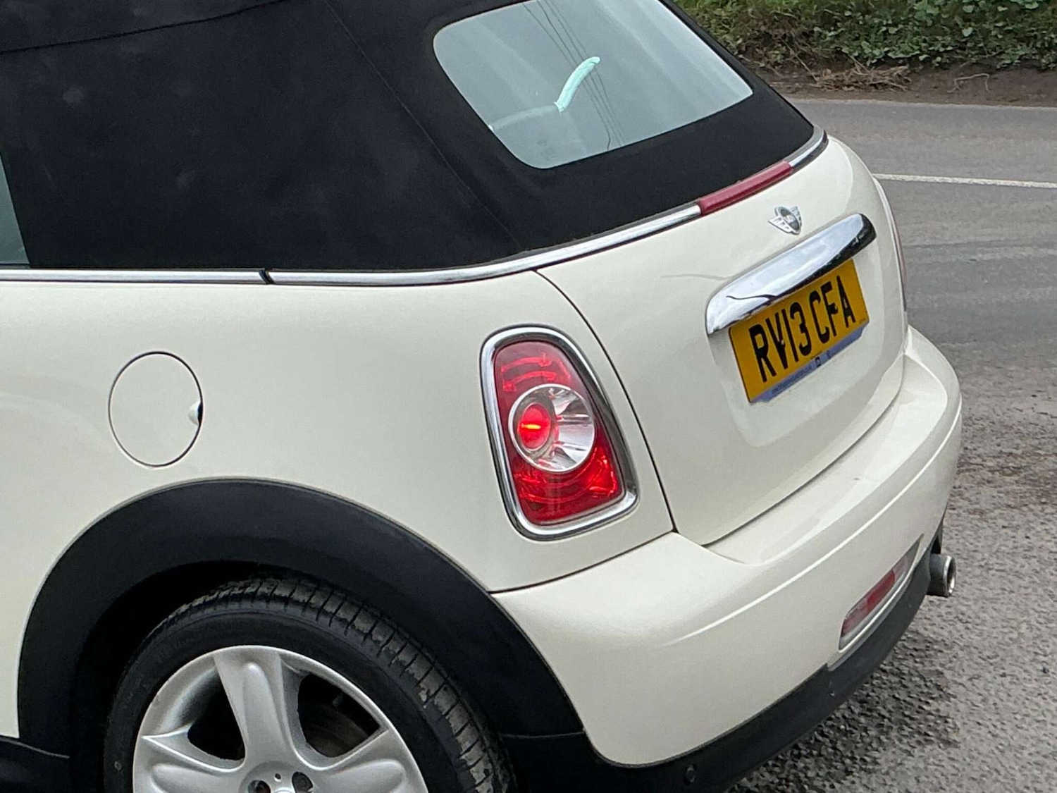 Used MINI Convertible 2013 for sale - 76858849: Photo 28