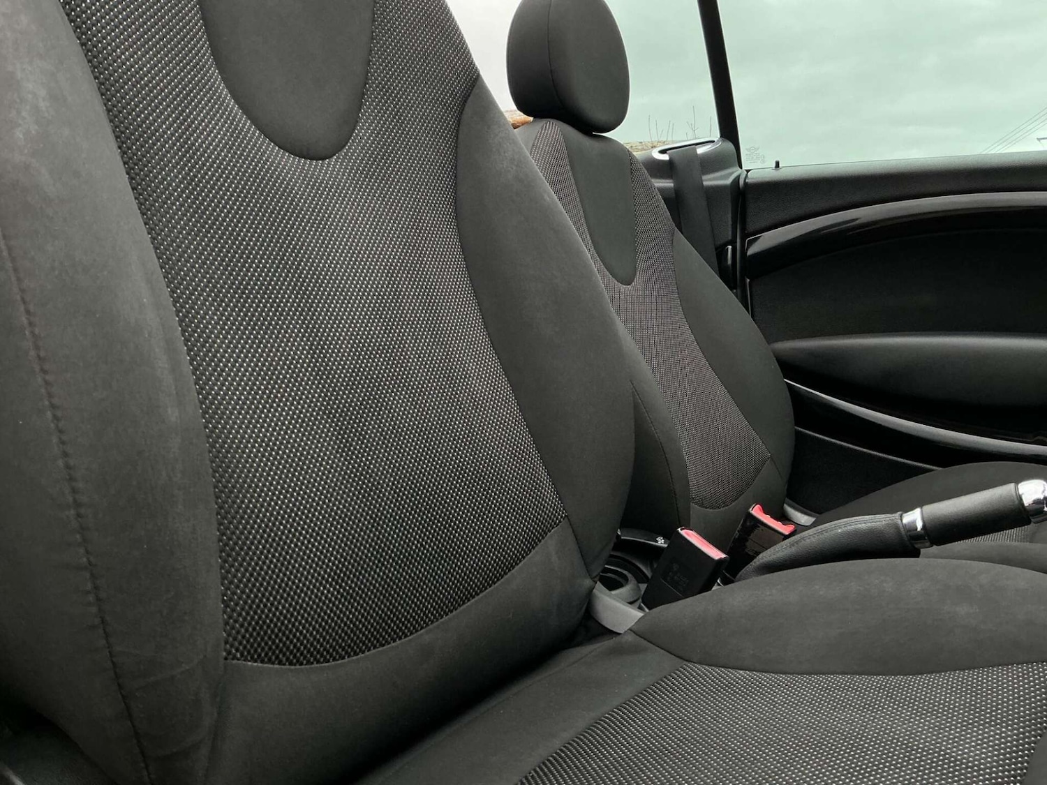 Used MINI Convertible 2013 for sale - 76858849: Photo 33