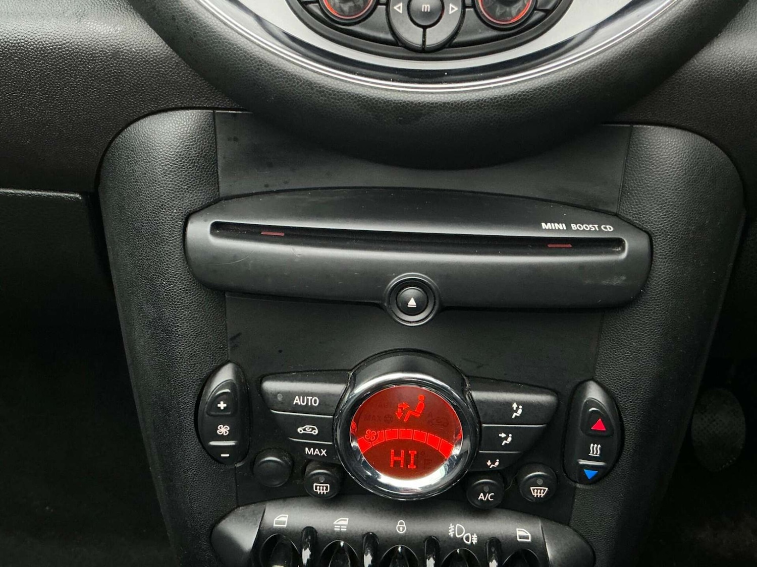 Used MINI Convertible 2013 for sale - 76858849: Photo 47