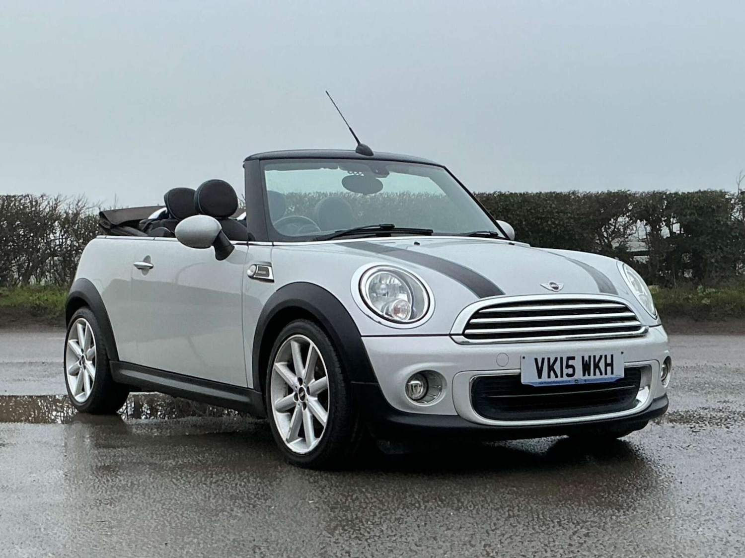 Used MINI Convertible 2015 for sale - 76858837: Photo 10