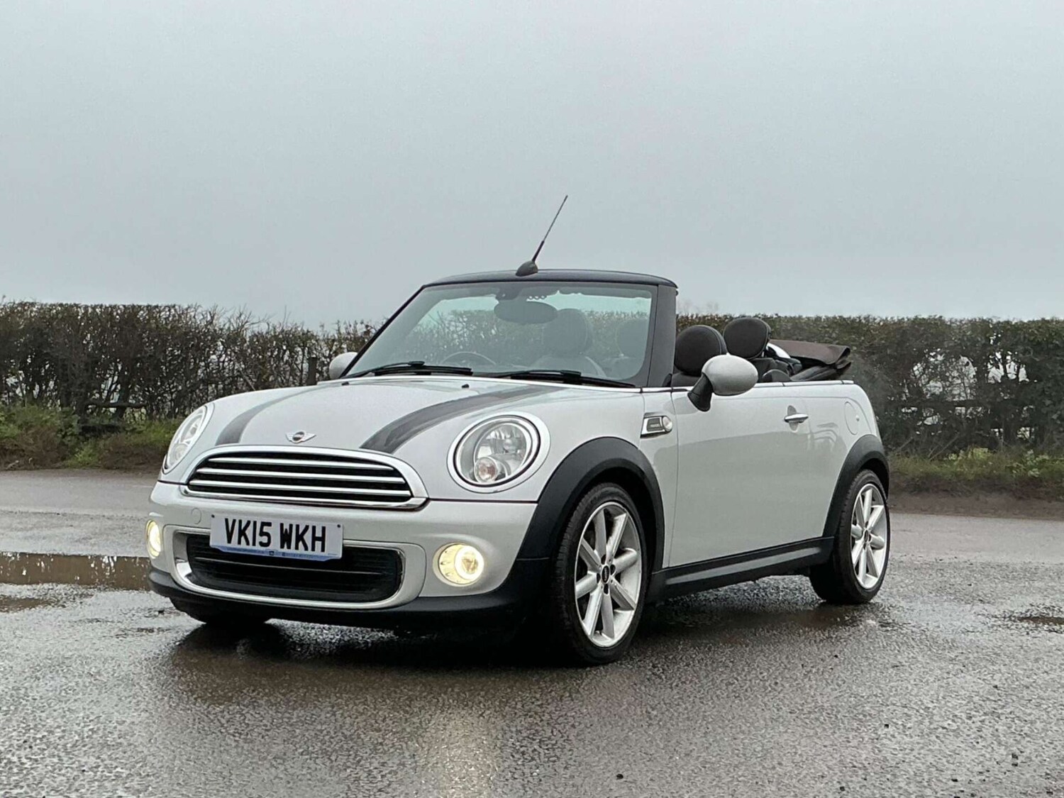 Used MINI Convertible 2015 for sale - 76858837: Photo 14