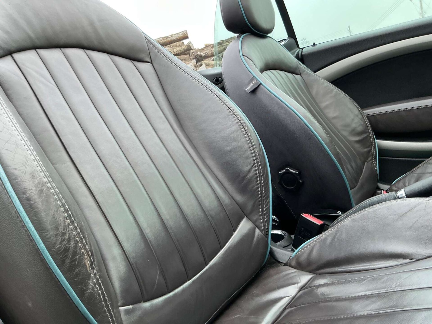 Used MINI Convertible 2015 for sale - 76858837: Photo 31