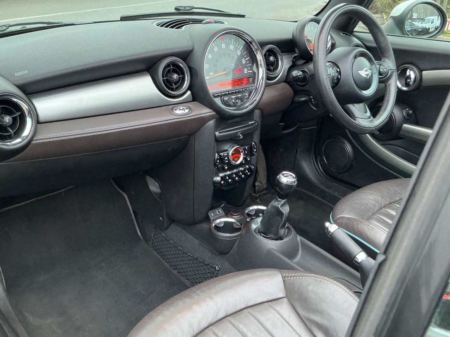 Used MINI Convertible 2015 for sale - 76858837: Photo 38