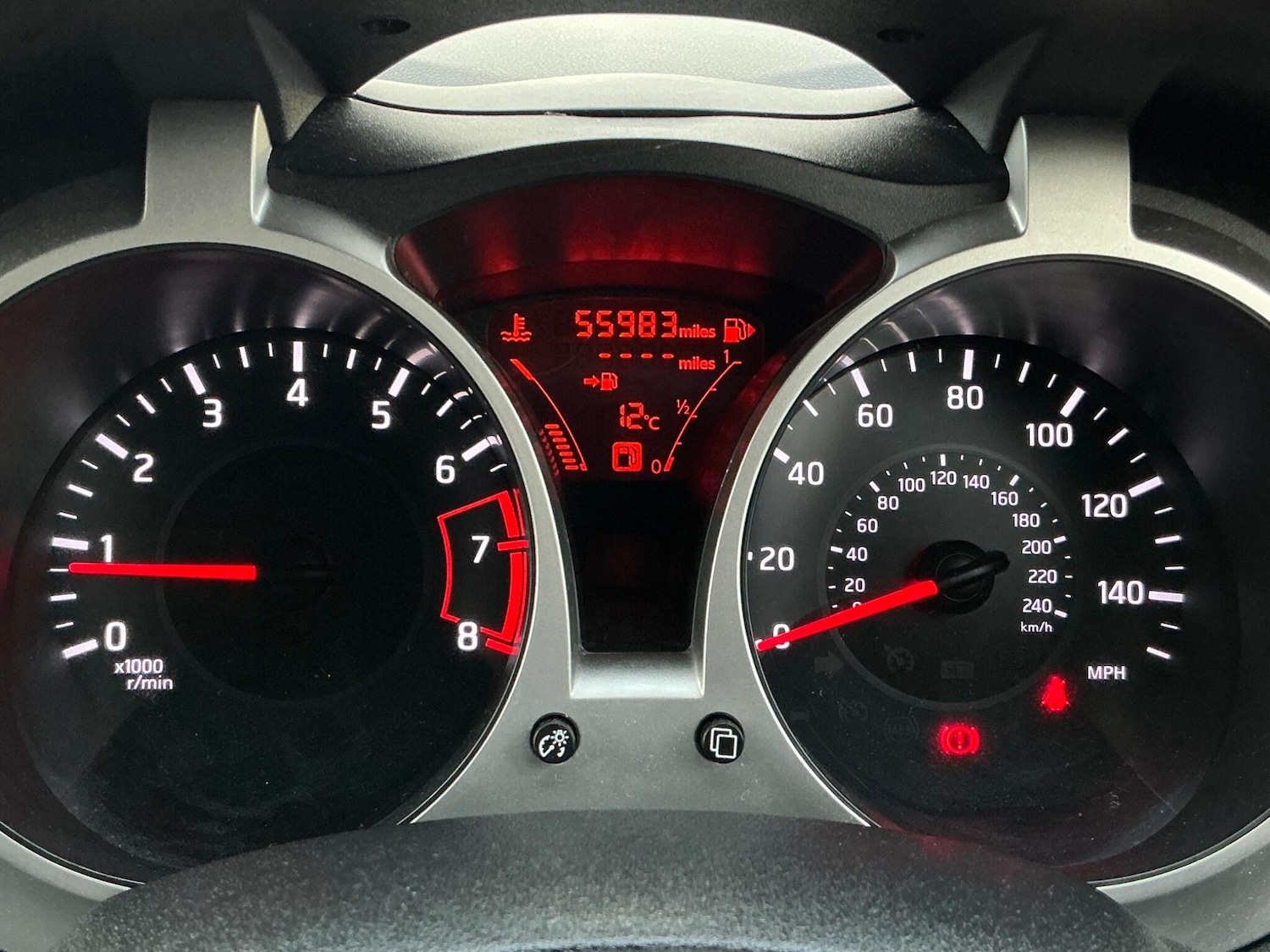 Used Nissan Juke 2015 for sale - 76388498: Photo 2