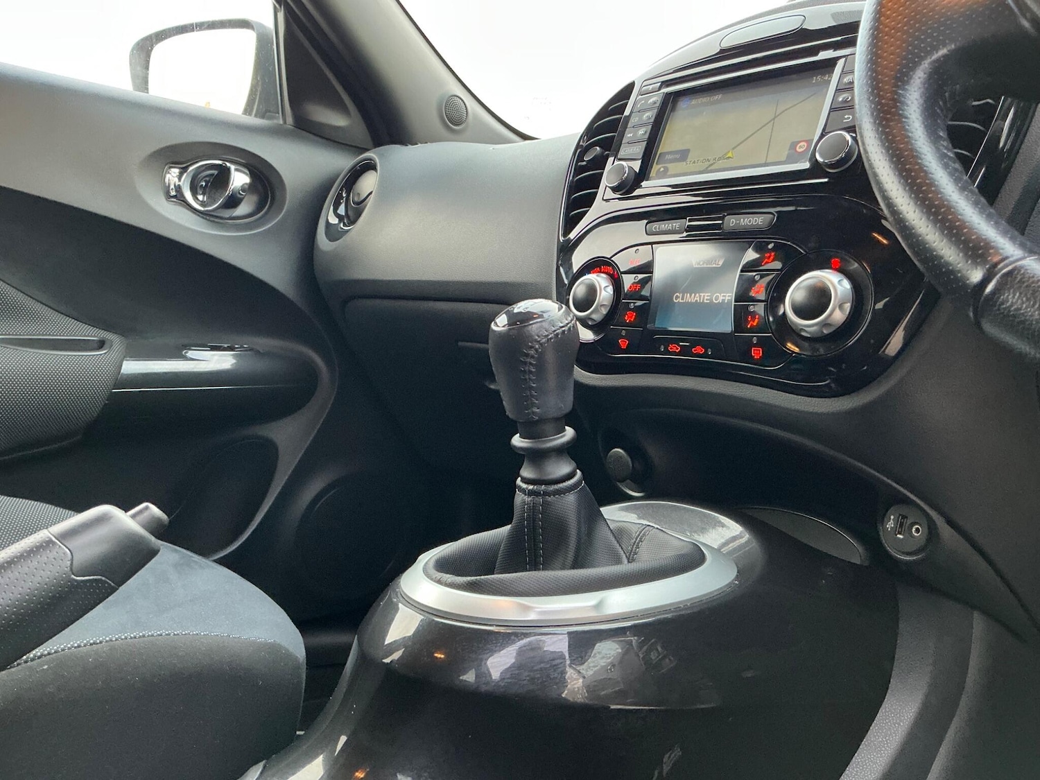 Used Nissan Juke 2015 for sale - 76388498: Photo 35