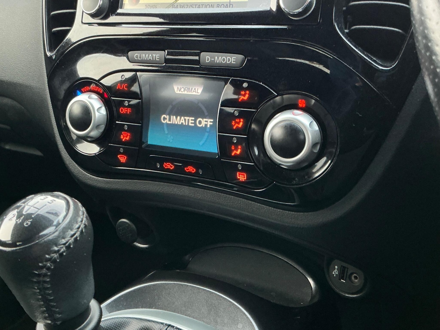 Used Nissan Juke 2015 for sale - 76388498: Photo 40