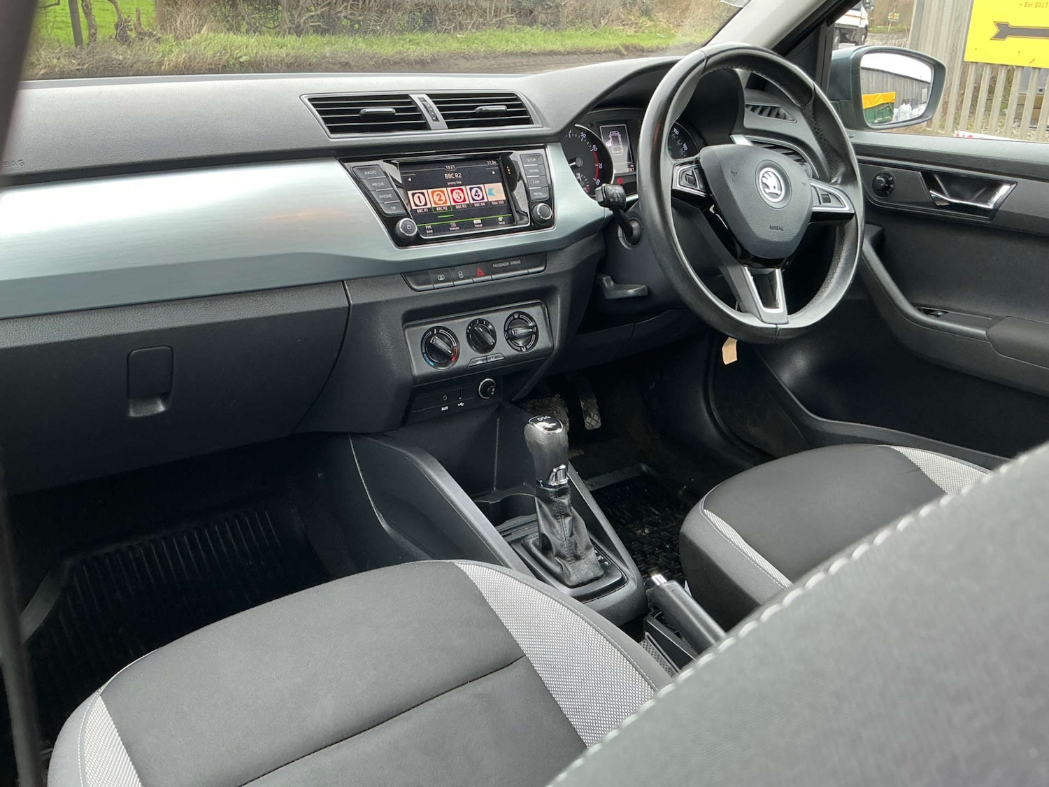 Used Skoda Fabia 2015 for sale - 77758652: Photo 37