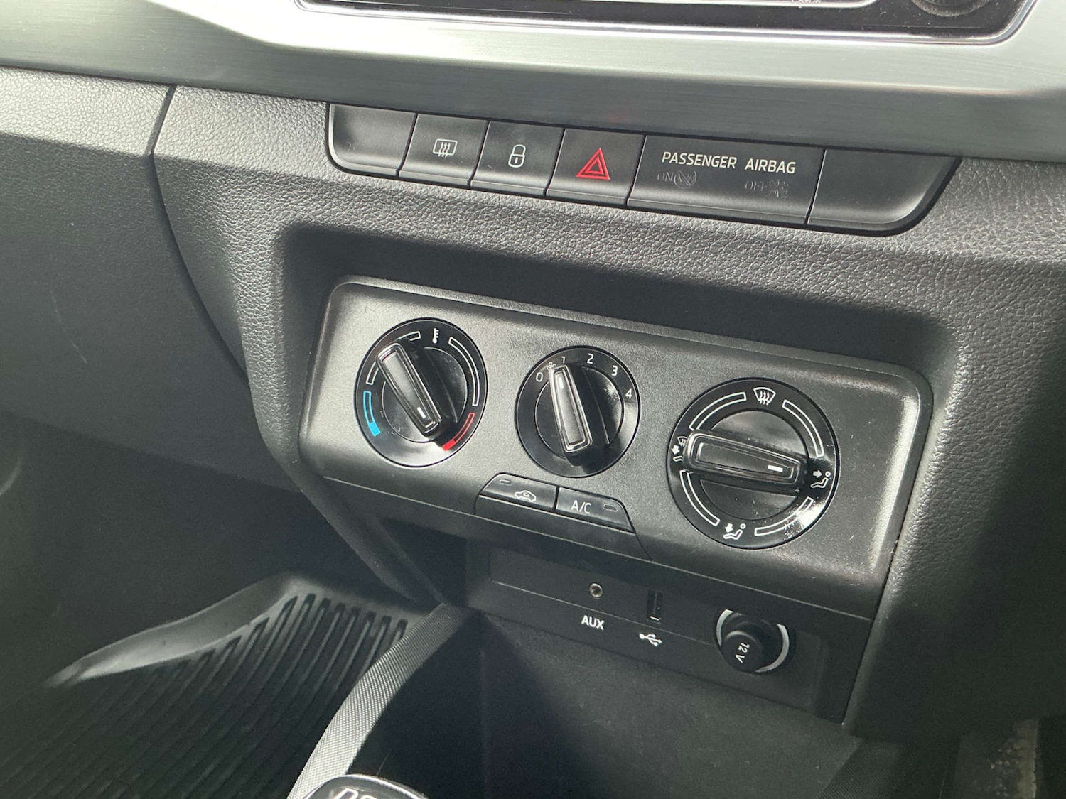 Used Skoda Fabia 2015 for sale - 77758652: Photo 47