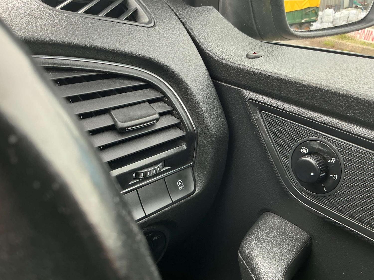 Used Skoda Fabia 2015 for sale - 77758652: Photo 55